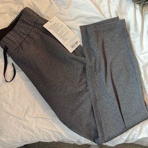 Lululemon on the fly pant never worn with tags